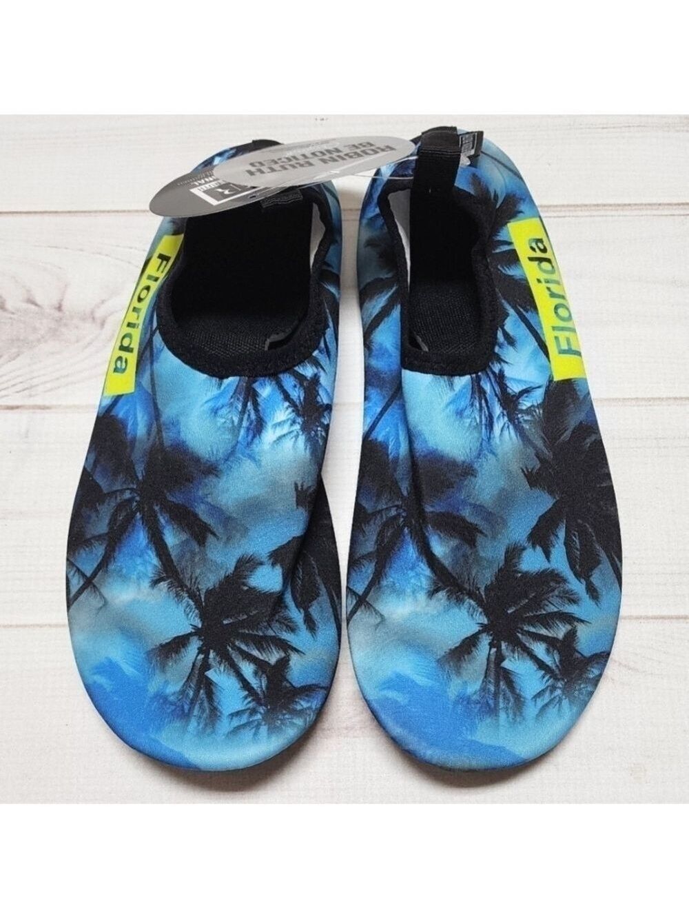 Robin Ruth Men's and Women's Florida Blue Palm Water Shoes Medium - New With Tag